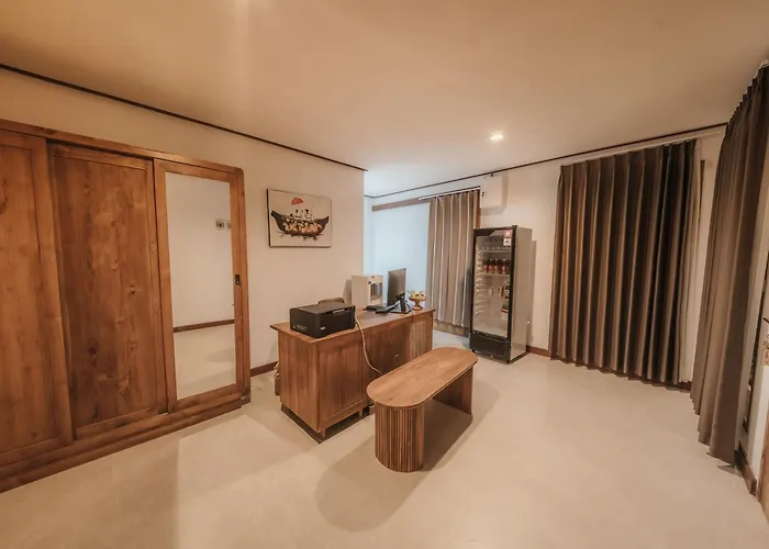 Hotel Hiraya *