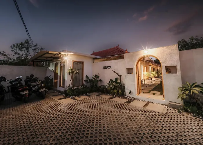 Hiraya Hotel *